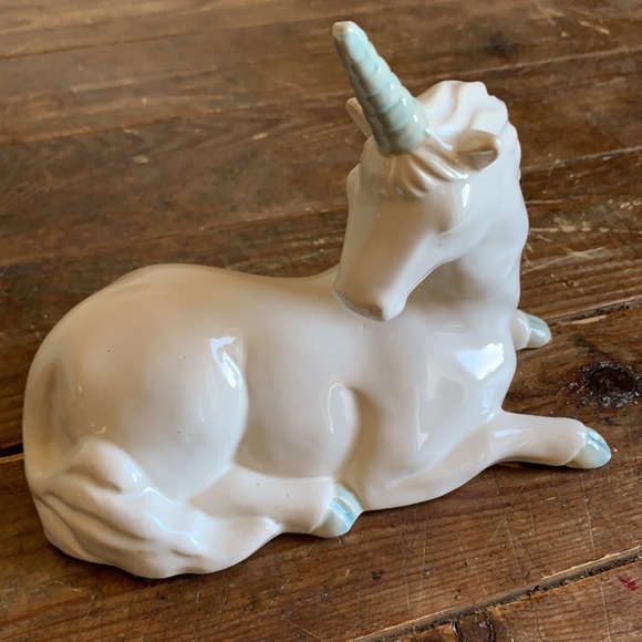 Unicorn Ring Holder - Picture 6 of 7